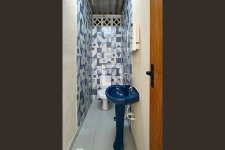 Casa para alugar com 80m², 3 quartos e 6 vagasBanheiro da Piscina