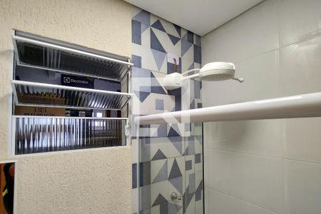 Casa para alugar com 80m², 3 quartos e 6 vagasBanheiro 1