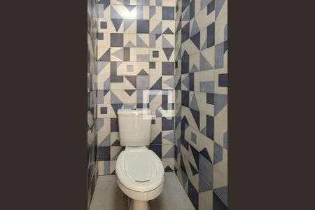 Casa para alugar com 80m², 3 quartos e 6 vagasBanheiro da Piscina