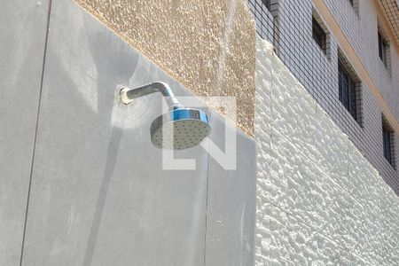 Casa para alugar com 80m², 3 quartos e 6 vagasDucha