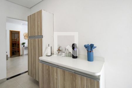 Casa para alugar com 80m², 3 quartos e 6 vagasCozinha