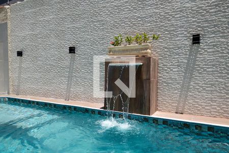 Casa para alugar com 80m², 3 quartos e 6 vagasPiscina