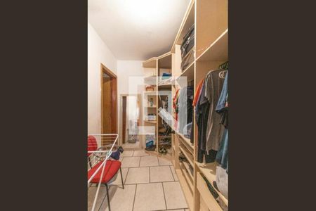 Casa à venda com 420m², 3 quartos e 4 vagas