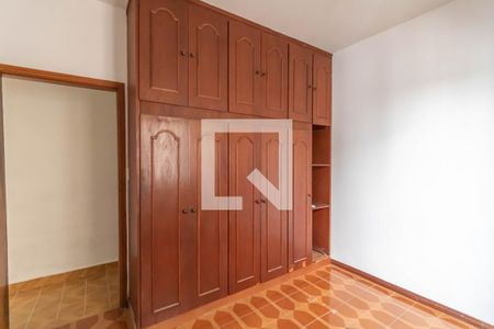 Quarto 1 de casa à venda com 4 quartos, 160m² em Parque São Domingos, São Paulo