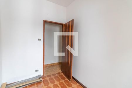 Quarto 2 de casa à venda com 4 quartos, 160m² em Parque São Domingos, São Paulo