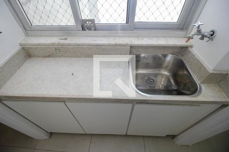 Apartamento para alugar com 72m², 2 quartos e 1 vagaÁrea de Serviço