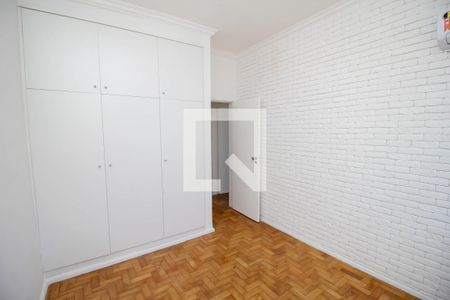 Quarto 1 de apartamento para alugar com 2 quartos, 72m² em Botafogo, Rio de Janeiro