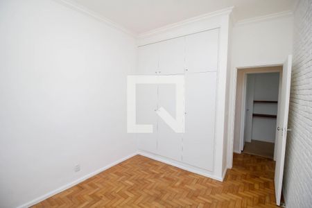 Quarto 1 de apartamento para alugar com 2 quartos, 72m² em Botafogo, Rio de Janeiro