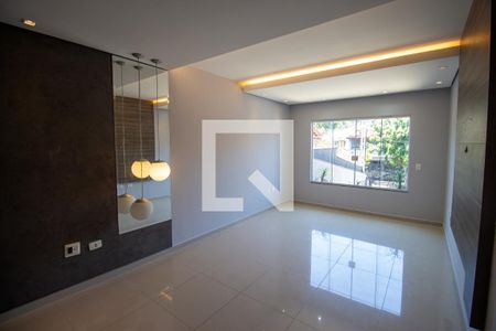 Sala de casa para alugar com 3 quartos, 250m² em Jardim Nossa Senhora do Carmo, São Paulo