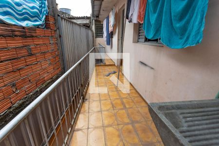 Casa à venda com 248m², 5 quartos e 3 vagas Casa à venda com 248m², 5 quartos e 3 vagasCasa 2 - área de serviço