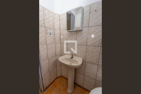 Casa à venda com 248m², 5 quartos e 3 vagas Casa à venda com 248m², 5 quartos e 3 vagasCasa 2 - banheiro