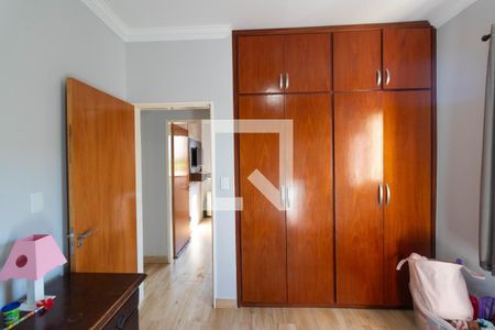 Apartamento à venda com 76m², 2 quartos e 1 vagaQuarto 02