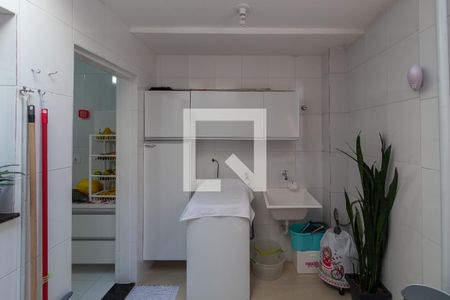 Casa de condomínio à venda com 75m², 2 quartos e 1 vaga Casa de condomínio à venda com 75m², 2 quartos e 1 vagaÁrea de Serviço/Churrasqueira