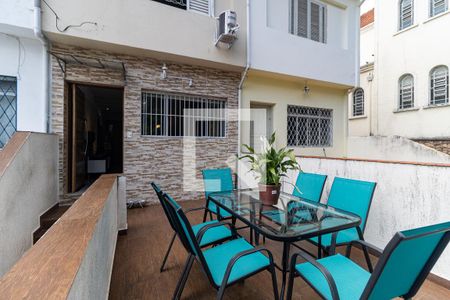 Apartamento à venda com 115m², 3 quartos e 1 vagaVaranda