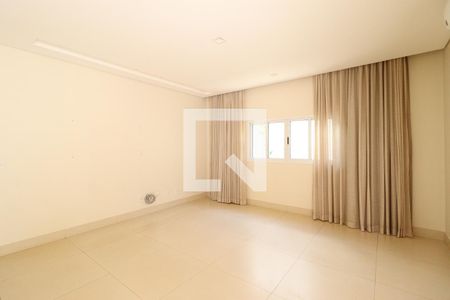 Sala de casa para alugar com 3 quartos, 280m² em Jardim Inconfidência, Uberlândia