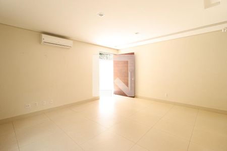 Sala de casa para alugar com 3 quartos, 280m² em Jardim Inconfidência, Uberlândia