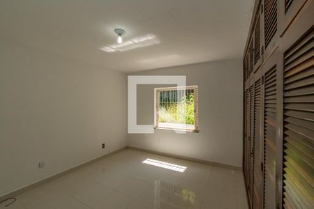 Suite  de casa à venda com 4 quartos, 208m² em Nova Campinas, Campinas