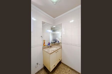Casa à venda com 294m², 3 quartos e 4 vagasBanheiro da Suíte 2