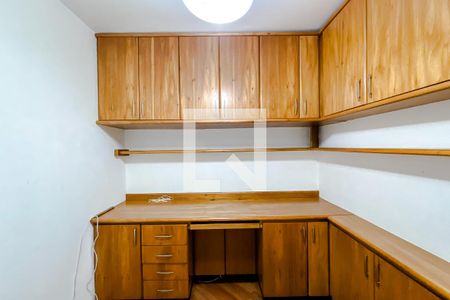 Casa à venda com 294m², 3 quartos e 4 vagasEscritório