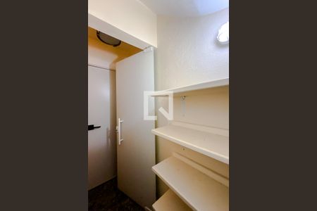 Casa à venda com 294m², 3 quartos e 4 vagasDepósito