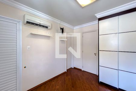 Casa à venda com 294m², 3 quartos e 4 vagasQuarto 3 - Suíte