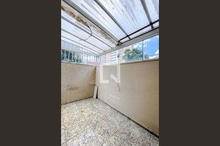 Casa à venda com 294m², 3 quartos e 4 vagasQuintal