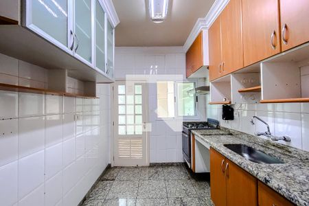 Casa à venda com 294m², 3 quartos e 4 vagasCozinha
