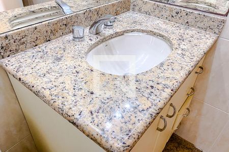 Casa à venda com 294m², 3 quartos e 4 vagasBanheiro da Suíte 3