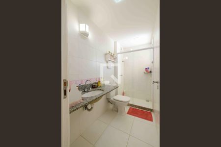 Casa de condomínio à venda com 210m², 4 quartos e 2 vagasBanheiro Suíte 3