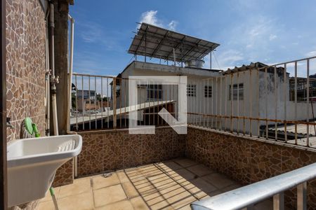 Casa de condomínio à venda com 200m², 4 quartos e sem vaga Casa de condomínio à venda com 200m², 4 quartos e sem vagaTerraço