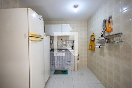 Casa de condomínio à venda com 200m², 4 quartos e sem vaga Casa de condomínio à venda com 200m², 4 quartos e sem vagaCozinha