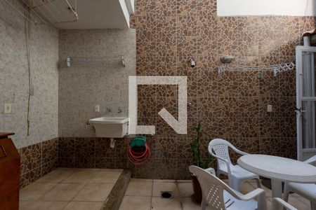 Casa de condomínio à venda com 200m², 4 quartos e sem vaga Casa de condomínio à venda com 200m², 4 quartos e sem vagaÁrea de Serviço