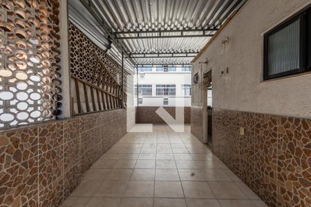 Casa de condomínio à venda com 200m², 4 quartos e sem vaga Casa de condomínio à venda com 200m², 4 quartos e sem vagaTerraço