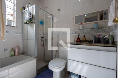 Casa de condomínio à venda com 200m², 4 quartos e sem vaga Casa de condomínio à venda com 200m², 4 quartos e sem vagaBanheiro 2 2° Andar