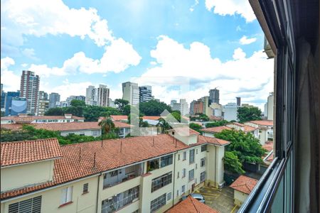 Vista da Sala de apartamento à venda com 3 quartos, 111m² em Pinheiros, São Paulo