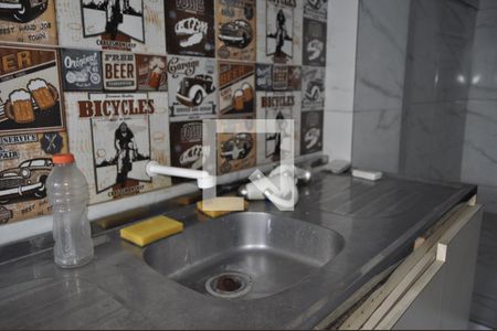 Apartamento para alugar com 65m², 2 quartos e sem vagaCozinha 