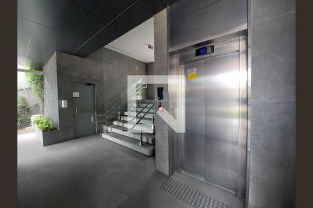 Apartamento à venda com 55m², 2 quartos e 2 vagas Apartamento à venda com 55m², 2 quartos e 2 vagasHall de entrada