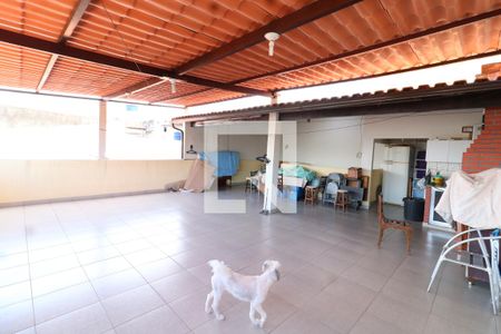 Casa à venda com 280m², 4 quartos e 1 vagaTerraço