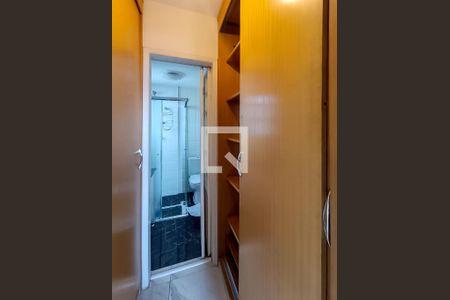 Apartamento à venda com 59m², 2 quartos e 3 vagas Apartamento à venda com 59m², 2 quartos e 3 vagasSuíte - Closet