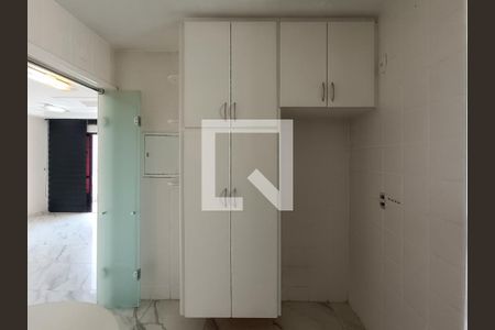 Apartamento à venda com 59m², 2 quartos e 3 vagas Apartamento à venda com 59m², 2 quartos e 3 vagasCozinha