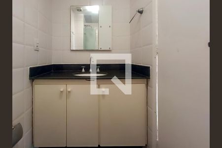 Apartamento à venda com 59m², 2 quartos e 3 vagas Apartamento à venda com 59m², 2 quartos e 3 vagasBanheiro Social