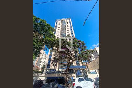 Apartamento à venda com 59m², 2 quartos e 3 vagas Apartamento à venda com 59m², 2 quartos e 3 vagasFachada