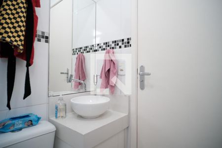 Casa à venda com 71m², 2 quartos e 1 vagaBanheiro