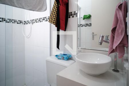 Casa à venda com 71m², 2 quartos e 1 vagaBanheiro