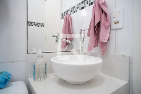 Casa à venda com 71m², 2 quartos e 1 vagaBanheiro