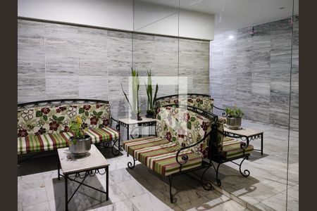 Fachada e portaria de apartamento para alugar com 1 quarto, 53m² em Tijuca, Rio de Janeiro