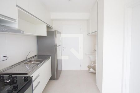Cozinha de apartamento para alugar com 1 quarto, 28m² em Jardim Mirante, São Paulo
