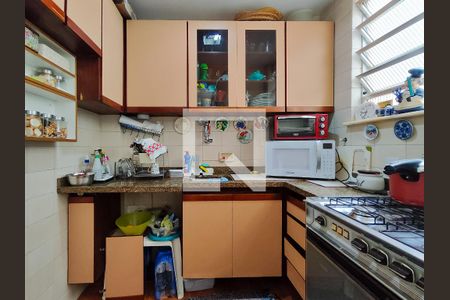 Apartamento à venda com 68m², 2 quartos e 1 vagaCozinha