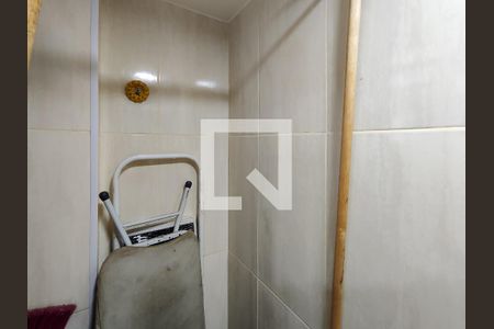 Apartamento à venda com 68m², 2 quartos e 1 vagaBanheiro de serviço
