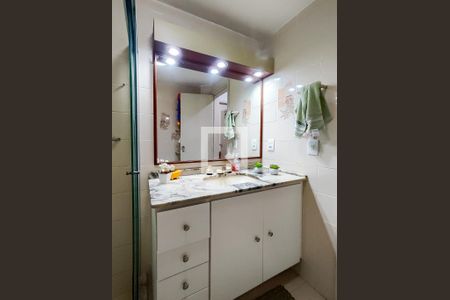 Apartamento à venda com 68m², 2 quartos e 1 vagaBanheiro Corredor
